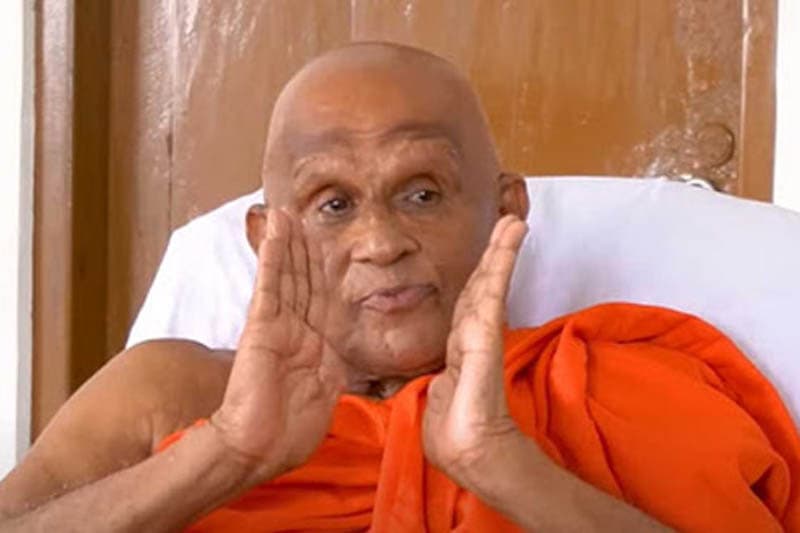 මුස්ලිම් හෙදියන්ට තම ආගමික අනන්යතාව රකිමින් නිල ඇඳුම් ඇඳීමට අනුමැතිය දීමට මුරුත්තෙට්ටුවේ හිමිගේ විරෝධය