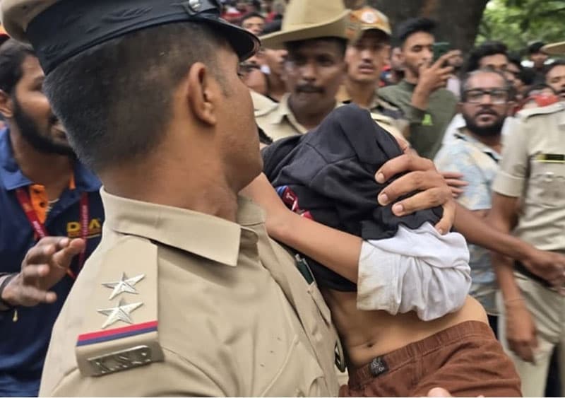 පොලිස් උපදෙස් නොතකා RCB පැවැත්වූ ජයග්රහණයේ උත්සවයෙන් 11ක් මරුට