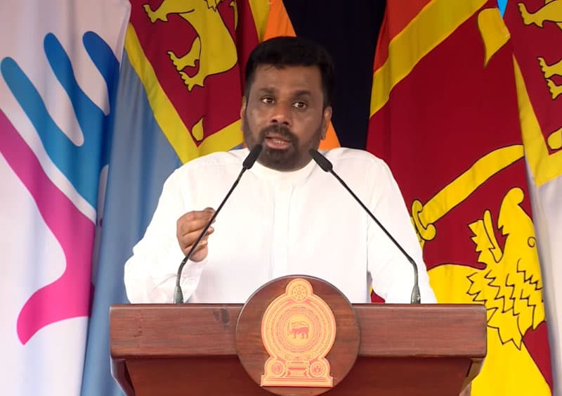 යුද්ධය යනු ඛේදවාචකයක්, යළිත් එවන් ඛේදවාචකයක් රට තුළ ඇතිවීමට ඉඩ නොදෙමු - ජනපති 16 වන රණවිරු සැමරුම් උත්සවය අමතමින් කියයි