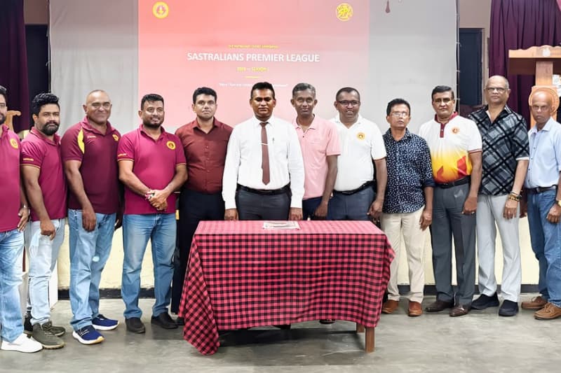 ශාස්ත්රාලියන් ප්රිමියර් ලීග් ක්රීඩක වෙන්දේසිය හෙට (18)