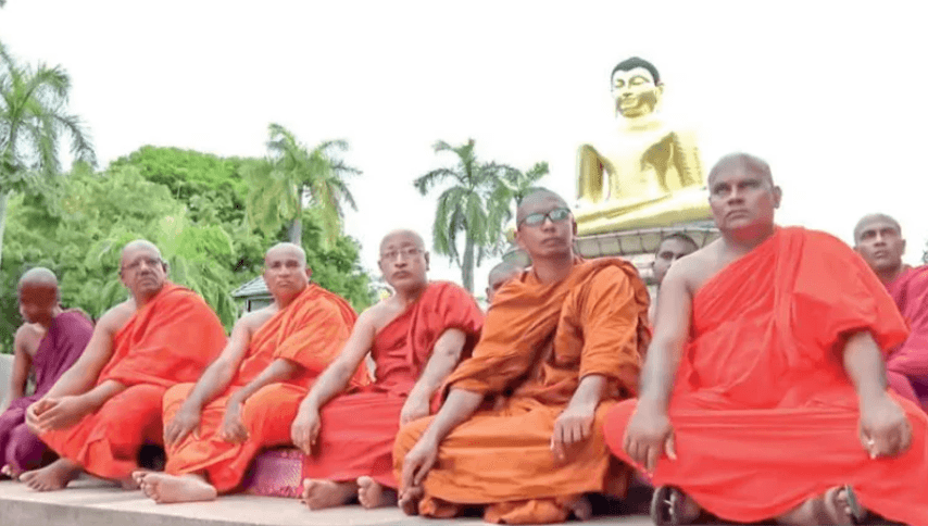 ඥානසාර හිමිට නිදහස ඉල්ලන සත්යග්රහයට එරෙහිව හෙට වරෙන්තු ඉල්ලයි