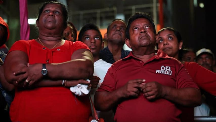 'අන්ධ විශ්වාස' මත දේශපාලන ලේබල් ඇලවීමේ මධ්යමපංතික නූගත්කම