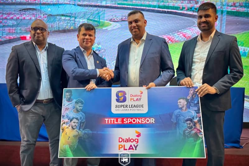 සුපර් ලීග් තරග ජනතාවට සමීප කරන්න ශ්රී ලංකා පාපන්දු - Dialog Play හවුලක්