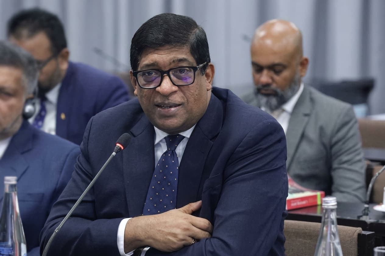 IMF පසු එකඟතාවක් නැතිව ශ්රී ලංකාවට යා හැකිද? - රවී ප්රශ්න කරයි