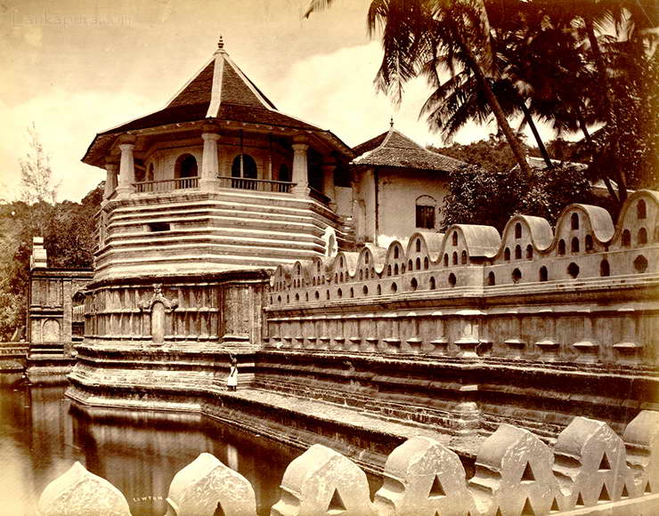 the buddhist temple at kandy ceylon