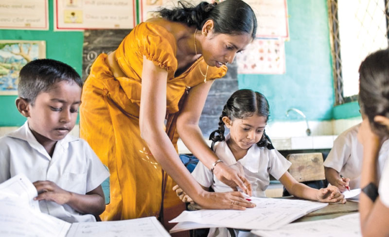 අධ්යාපනය ගොඩ දැමීම කණ්ඩායම් කල්ලි වලට කළ නොහැක | කුසල් පෙරේරා