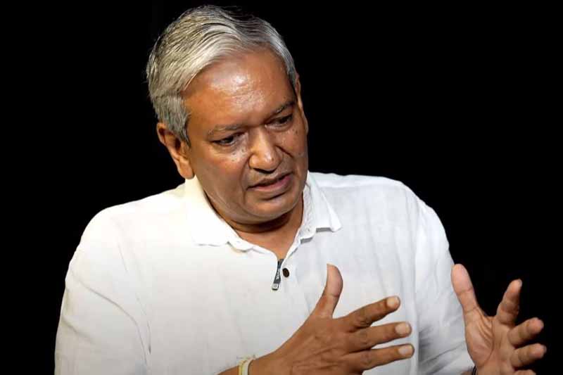 නායකයන් සිතුවේ ඇමරිකාවෙන් ලැබෙන ආරක්ෂාව පිළිබඳව ද...? - ගෙවිඳු කුමාරතුංග