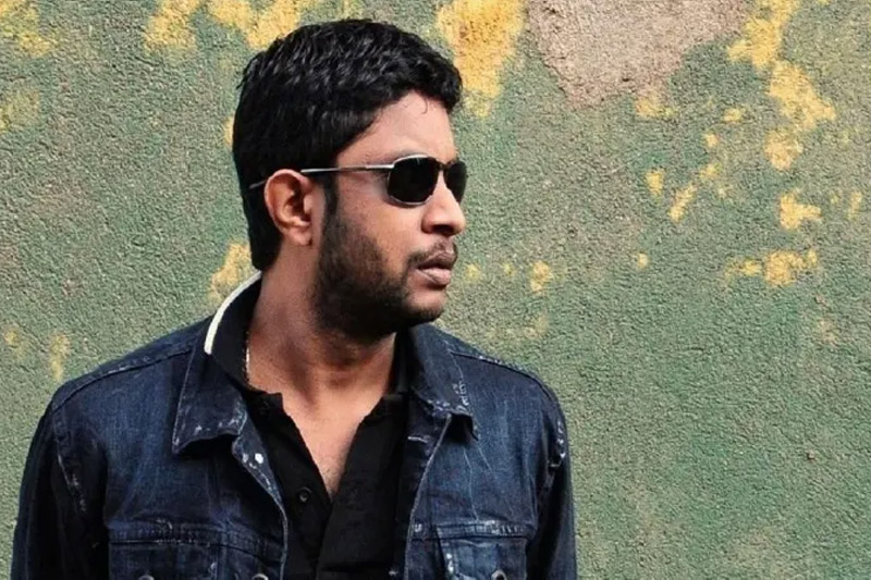 මාලක දේවප්රියගේ බහුචිතවාදියා : මැයි 30 දා සිට